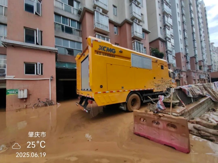 火速馳援！徐工多臺“抗洪勇士”全力迎戰(zhàn)!